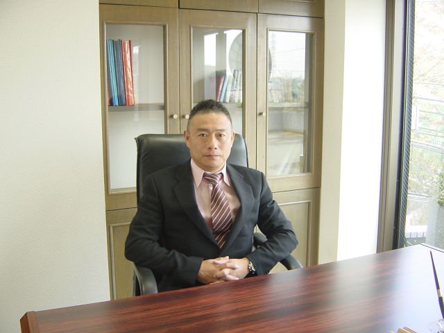 CEO 代表取締役社長　鳥井雅彦